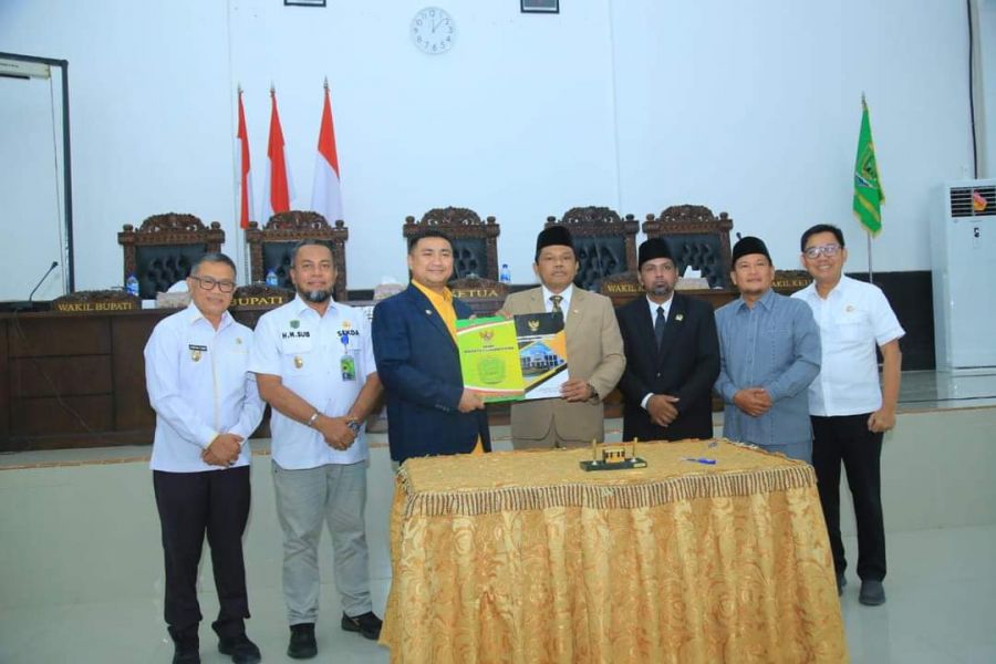 Bupati dan DPRD Tandatangani Nota Persetujuan Bersama Ranperda P-APBD 2023 