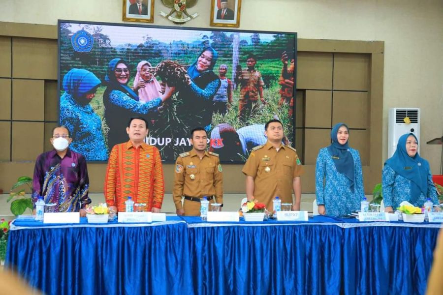 Bupati Hendiyanto Buka LP3PKK Tingkat Kabupaten Labura