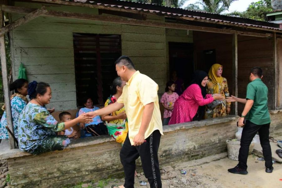 Bupati Hendriyanto Didampingi Wabup Samsul, Resmikan Jembatan Aek Jhotihan Desa Hasang