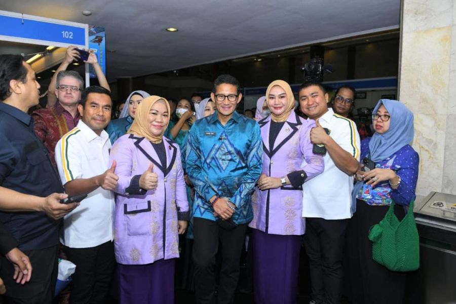Bupati Hendriyanto Didampingi Wabup Samsul Hadiri Pembukaan Inacraft 2023 di JCC Senayan Jakarta