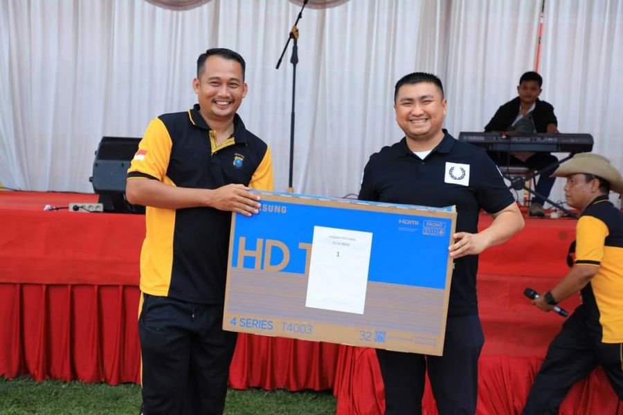 Bupati Hendriyanto Hadiri Halal Bi Halal dan Olahraga Bersama TNI/ Polri di Polres Labuhanbatu