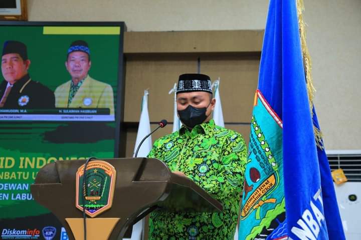 Bupati Hendriyanto Hadiri Pelantikan DMI Labura