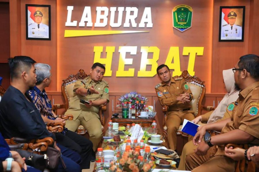 Bupati Hendriyanto Lakukan Pertemuan Bersama Management RSUD Labura, Untuk Peningkatan Pelayanan