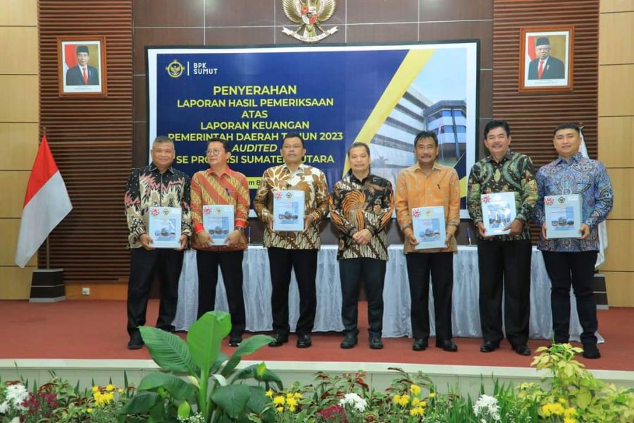 Bupati Hendriyanto Sitorus Hadiri dan Terima WTP ke 5 Dari BPK RI