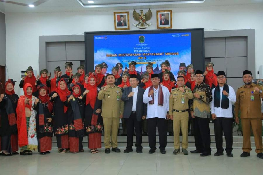 Bupati Hendriyanto Sitorus Hadiri Pelantikan Badan Musyawarah Masyarakat Minang Labura 