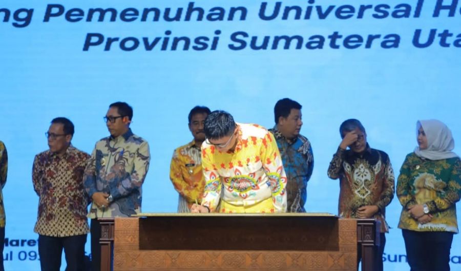 Bupati Labuhanbatu Utara Hadiri Forum Konsultasi Publik 