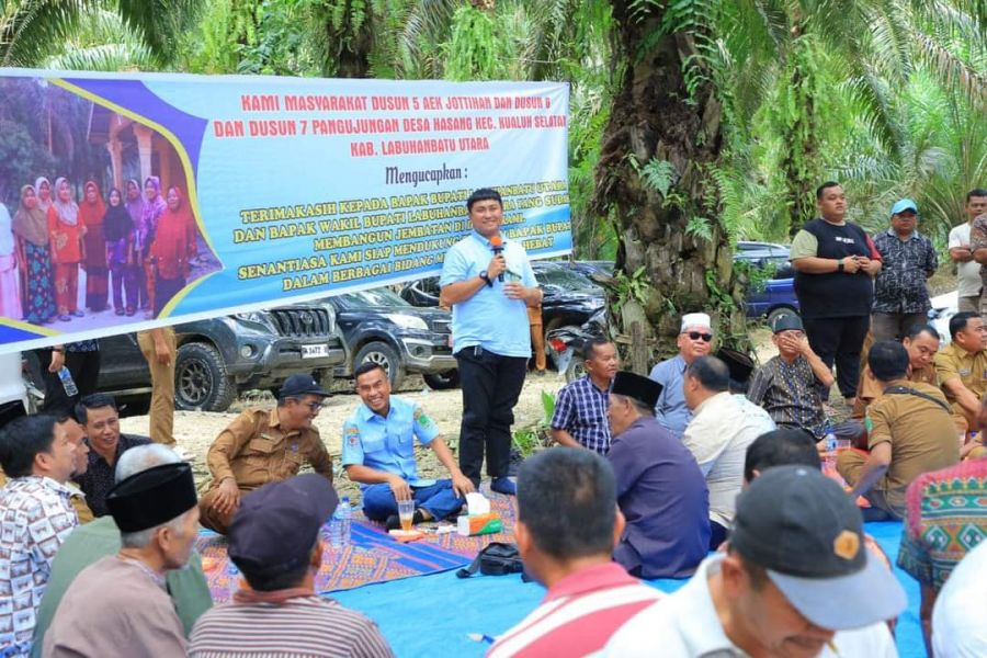 Bupati Labuhanbatu Utara Hendriyanto Sitorus Resmikan Jembatan di Pangujungan