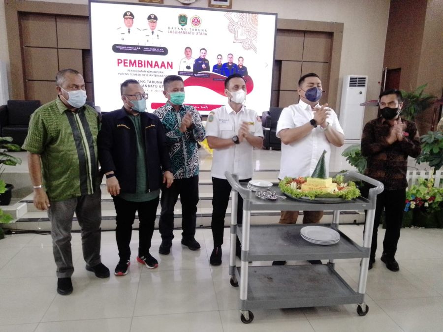 Bupati Labura: Beritahu Kami Jika Kepala Desa Tidak Mendukung Karang Taruna