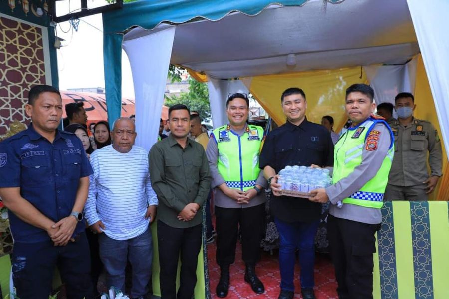 Bupati Labura bersama Kapolres LB Tinjau Pos Pam Lebaran 
