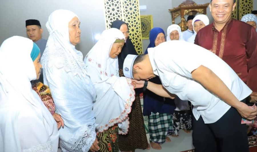 Bupati Labura Hendriyanto laksanakan Safari Ramadhan Ke-4