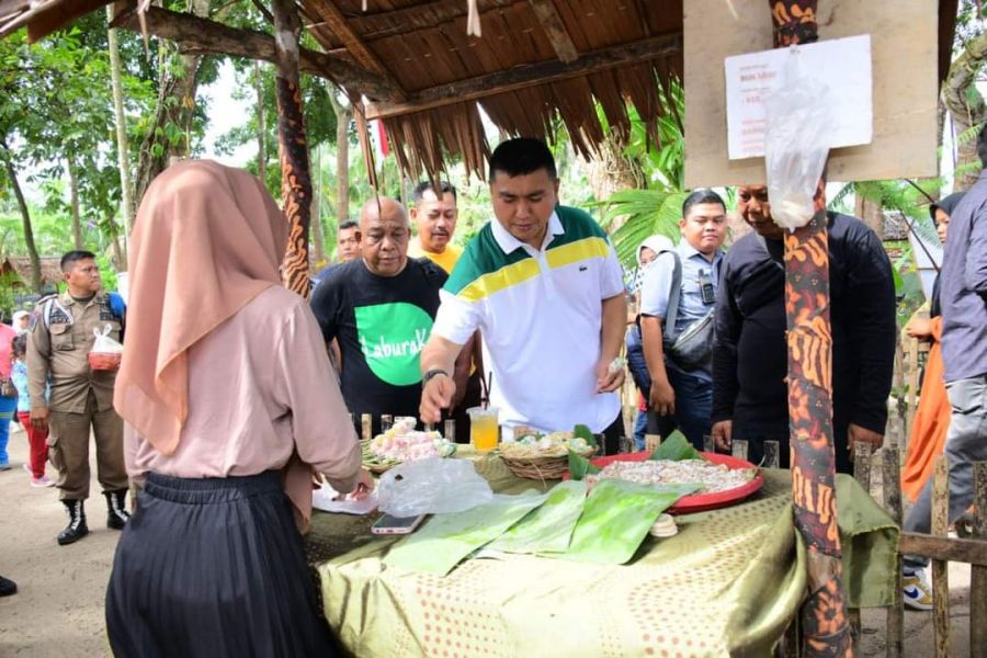 Bupati Labura  Hendriyanto Sitorus Kunjungi Kampung Nusantara