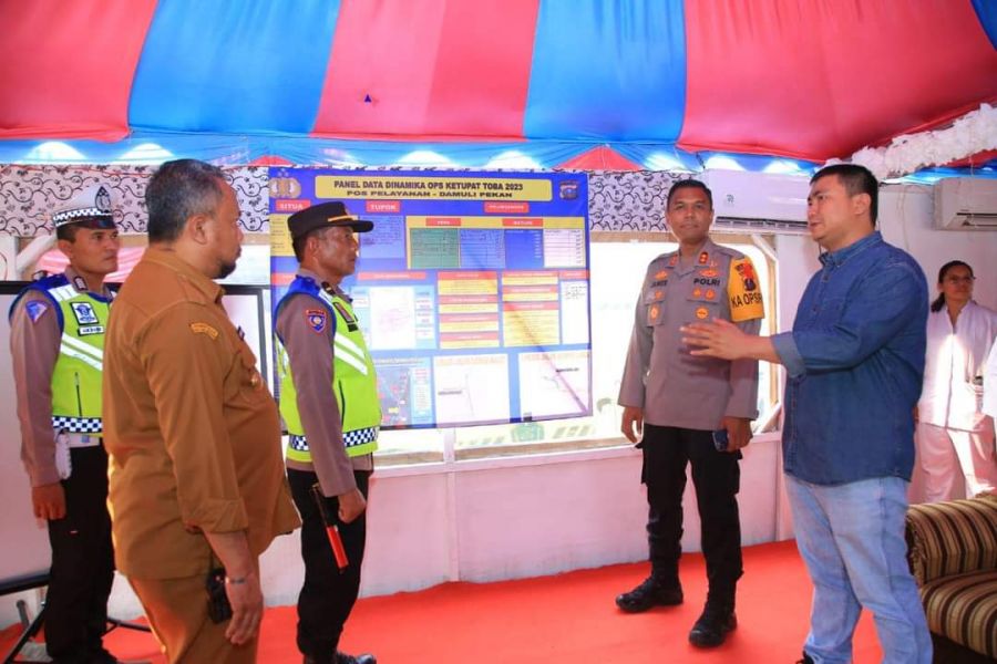 Bupati Labura HYS  Bersama Kapolres Tinjau Pospam Lebaran 2023