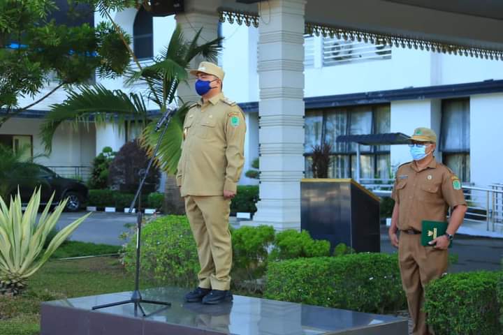 Bupati Labura Pimpin Apel Gabungan ASN di Kantor Bupati Aek Kanopan