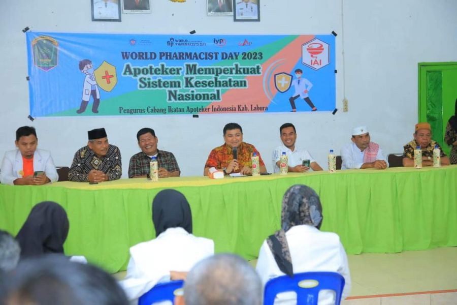 Hadiri World Pharmacist Day, Bupati : Apoteker Berperan Menjaga Kesehatan Masyarakat 