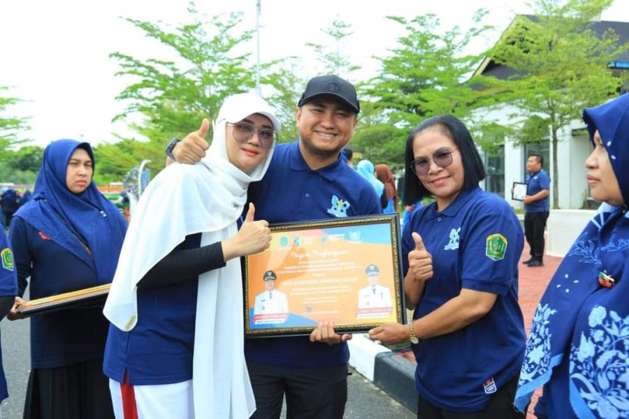 HKN Ke- 58, Bupati Hendriyanto Perintahkan Nakes Berikan Pelayanan Terbaik Bagi Masyarakat