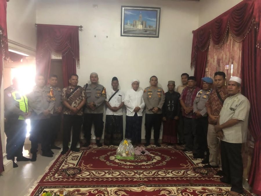 Kapolsek NA IX-X Silaturahmi dengan Tuan Guru Muhammad Tohir Siregar, Perkuat Sinergi Kamtibmas