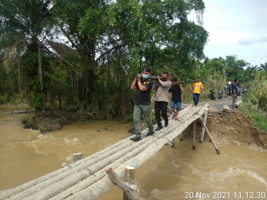 Antisipasi Banjir Susulan, Polsek Kualuh Hulu Dirikan Posko