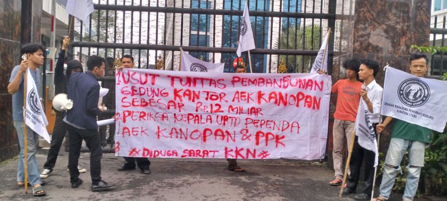PPK dan Wadir Proyek UPTD Aek Kanopan Bungkam Saat Dikonfirmasi Wartawan Dugaan Korupsi 12 M