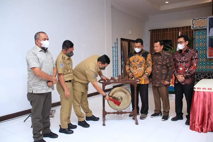Raker DPRD Labura Dibuka Secara Resmi Oleh Bupati dan Wabup di Brastagi
