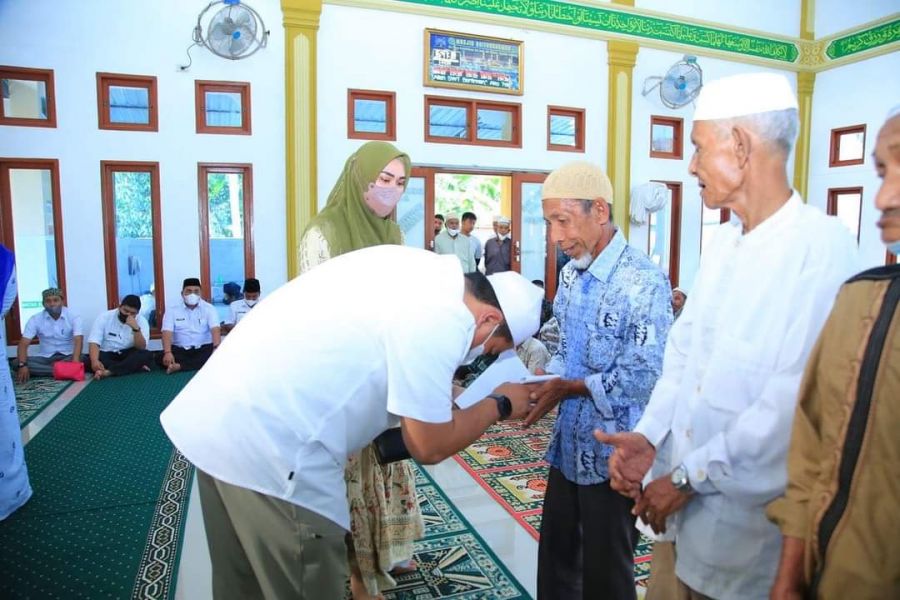 Safari Ramadhan Hari Ke-4 Bupati HYS Kunjungi Mesjid Syuhada Kecamatan Kualuh Leidong