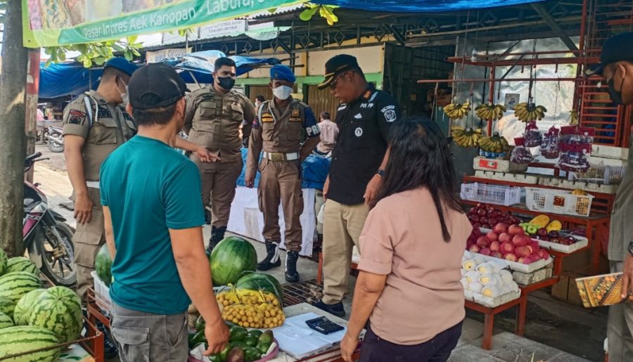 Satpol PP Labura Gelar Penertiban badan Jalan