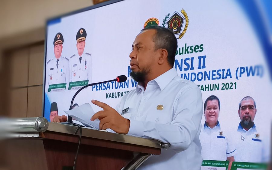 Sekda H. Suib Buka Konferensi II PWI Labura