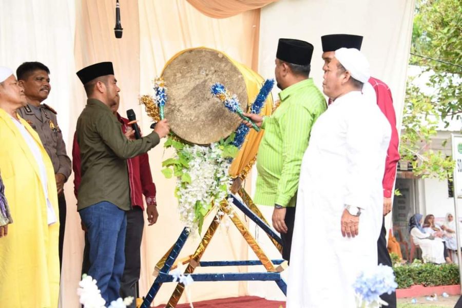 Wabup Buka MTQ Ke-X dan FSQ Ke-IX Tingkat Kecamatan Kualuh Selatan