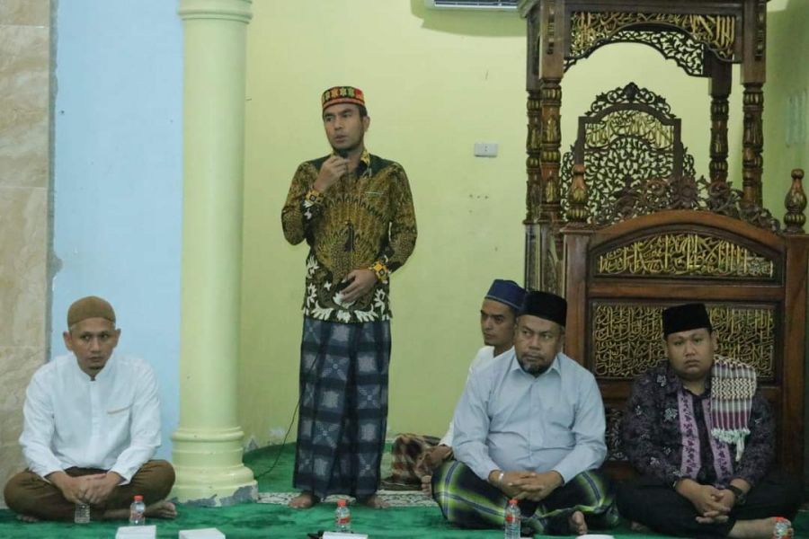 Wabup Samsul Didampingi Sekda Suib Laksanakan Safari Subuh di Masjid Washatan
