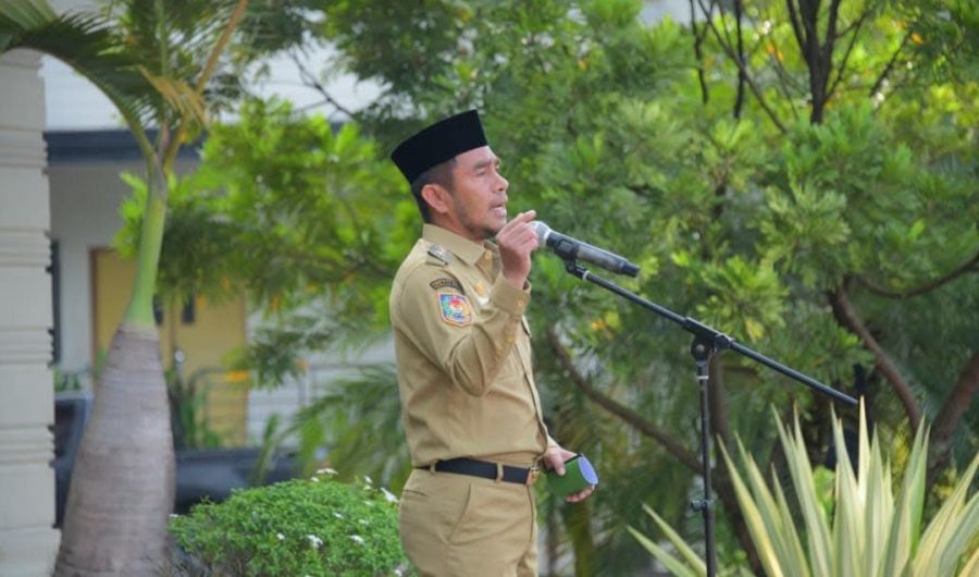 Wabup Samsul Tanjung Pimpin Apel Gabungan di Halaman Kantor Bupati