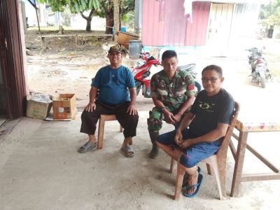 Babinsa Laksanakan Kunjungan Silaturahmi dan Komsos ke Rumah Warga Binaan.
