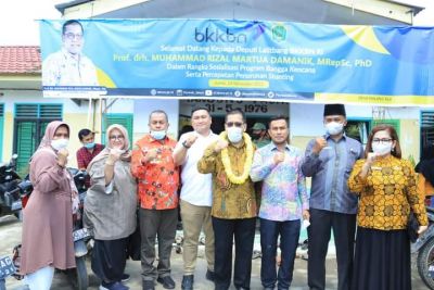 Bupati dan Deputi Lalitbang BKKBN RI Kunjungi Lokus Stunting di Desa Tanjung  Pasir